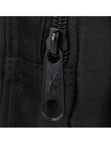 NECESER 2C. REEBOK ETHAN