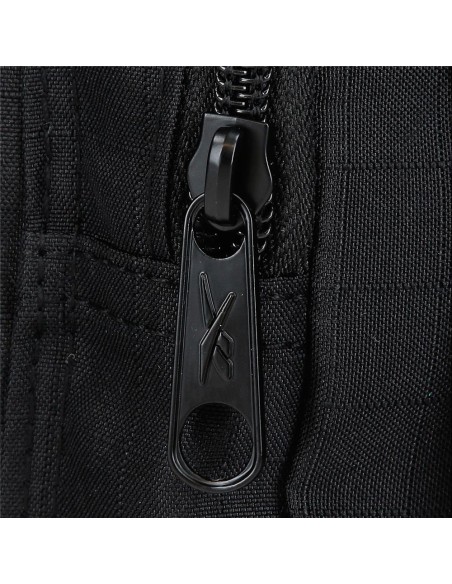 NECESER 2C. REEBOK ETHAN